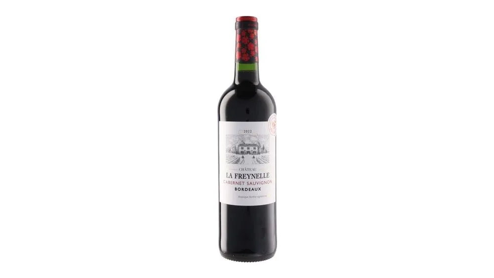 Chai vang đỏ Château La Freynelle Cabernet Sauvignon 2022 từ Bordeaux, Pháp với nhãn trắng in hình lâu đài