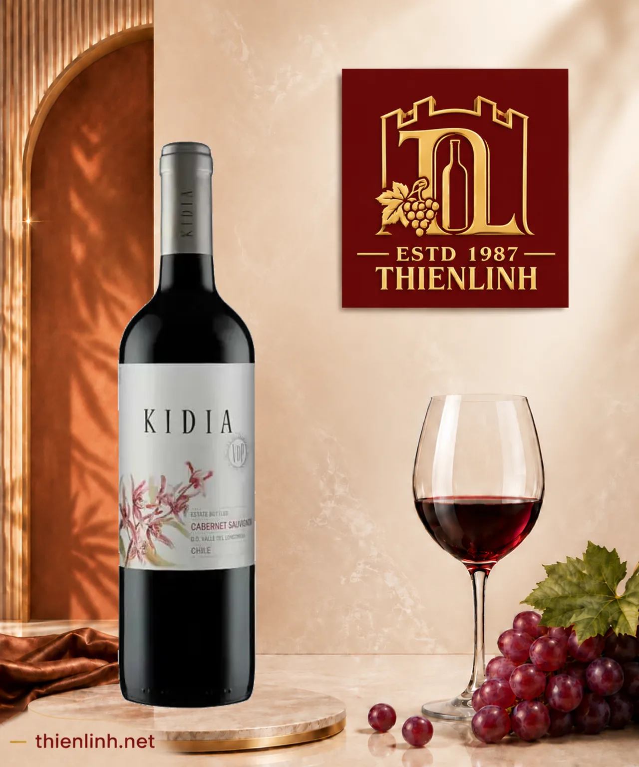 Chai rượu vang đỏ Kidia Classico Cabernet Sauvignon Loncomilla Valley Chile, nhãn trắng hoa lan, nắp bạc